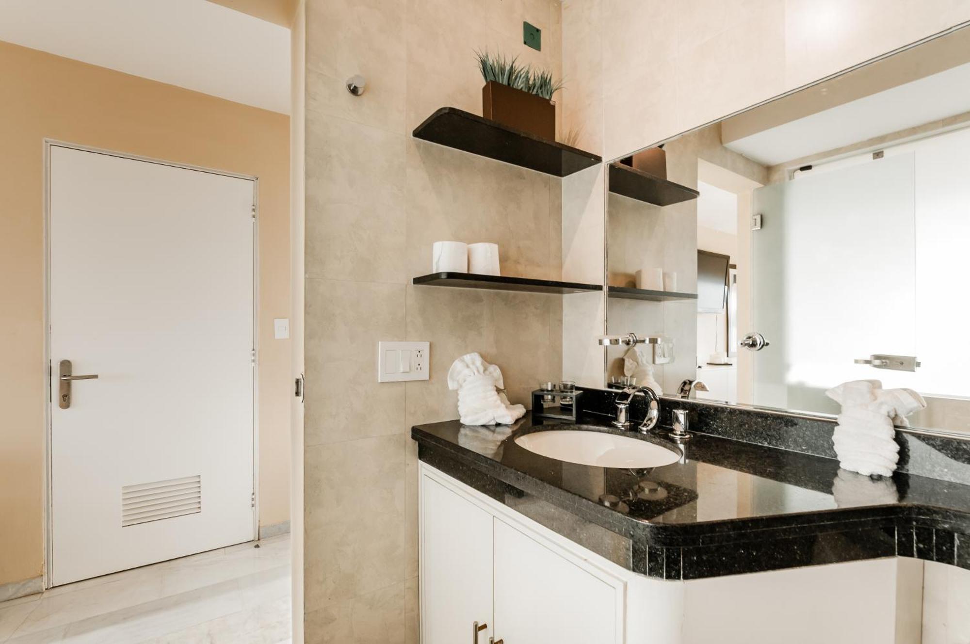 קנקון Brisas Beachfront Penthouses מראה חיצוני תמונה